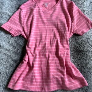 Pink shortsleeve top